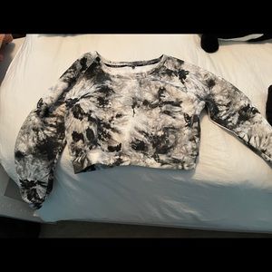 Balance athletica crop tie die hoodie